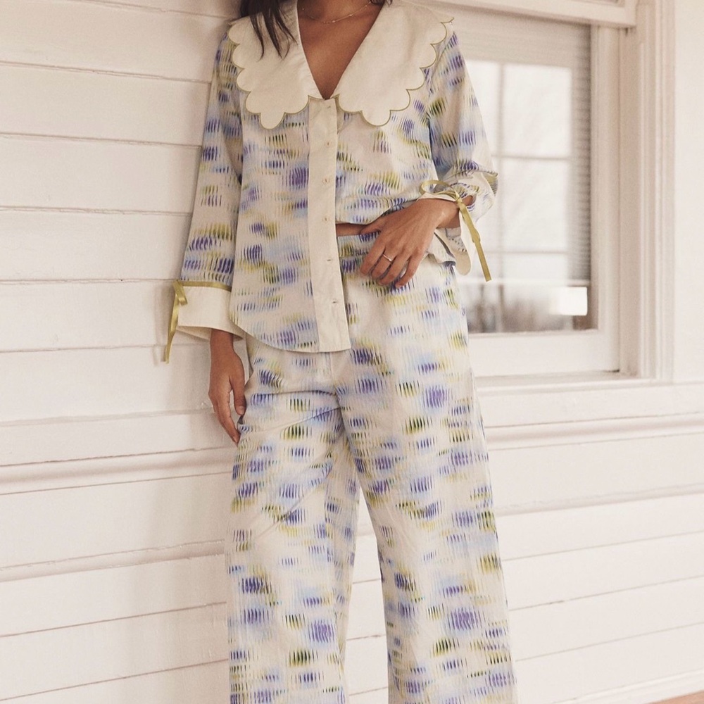 LyreBird set Pastel Watercolor Long-Sleeve Nightgown in Green & Lavender - Picture 2 of 10